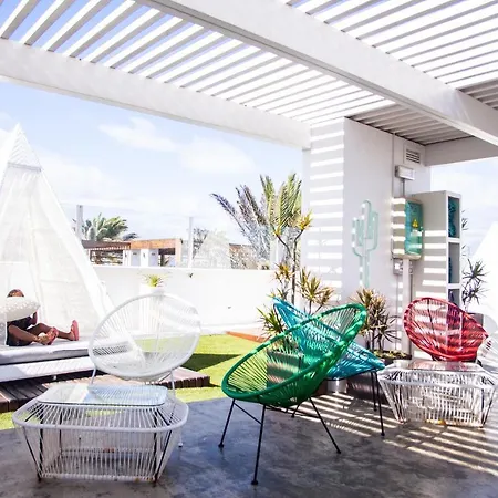 Tarabilla Holidayfv * Κοραλέχο